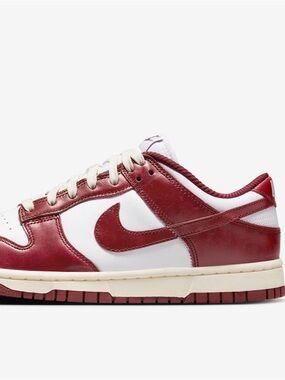 Nike Dunks Sneakers in White & Shiny Marroon